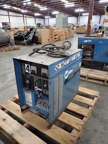 Miller DC ARC 250 Welding Power Source