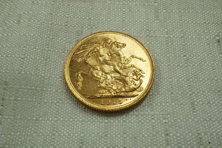 1915 British Gold Sovereign