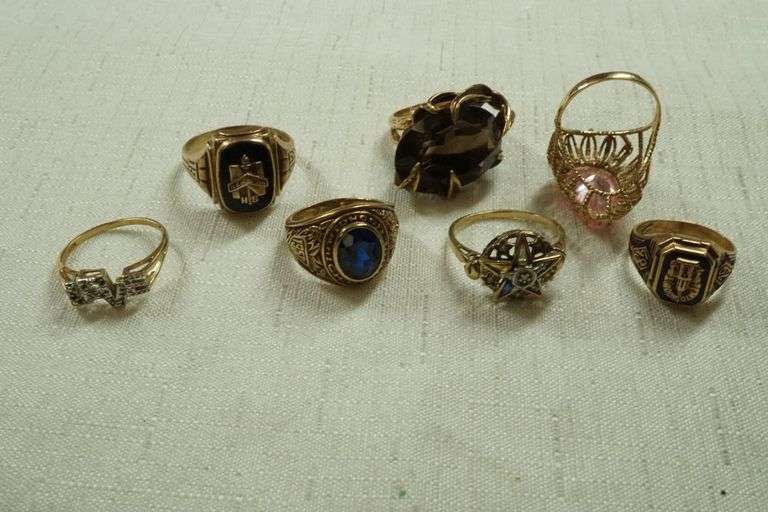 Lot of 10k Yellow Gold Jewelry