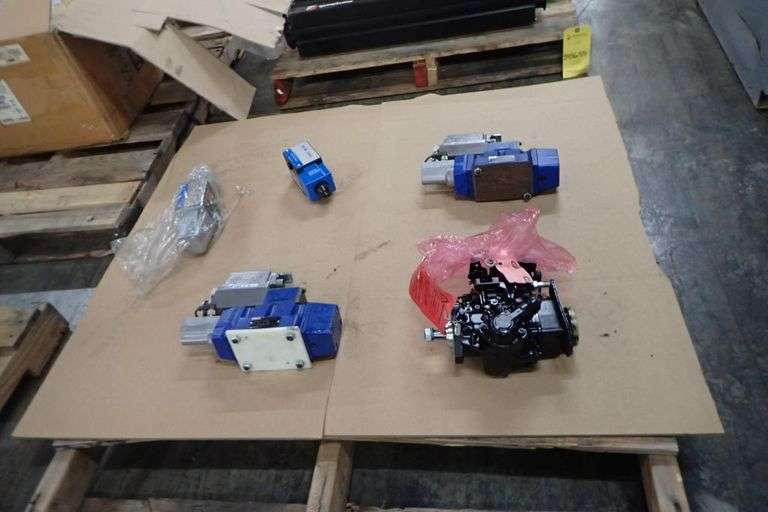 Lot of Assorted Industrial Valves