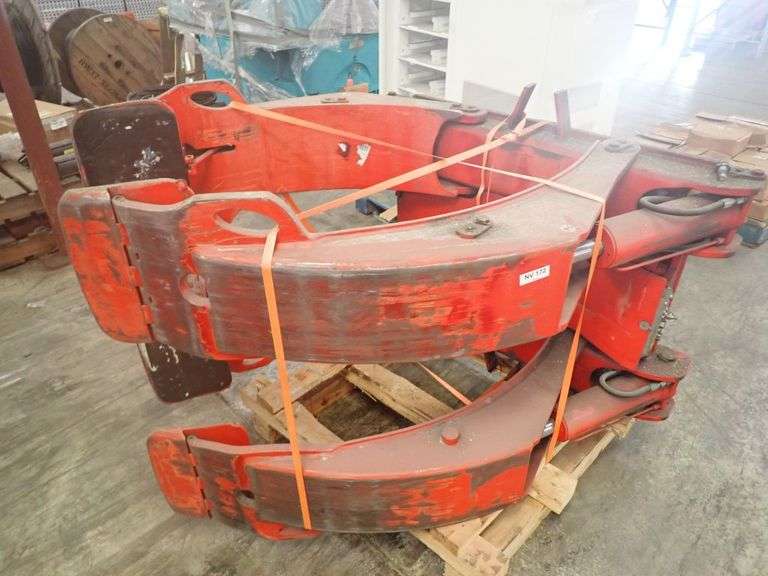 Bolzoni Auramo Roll Clamp Attachment