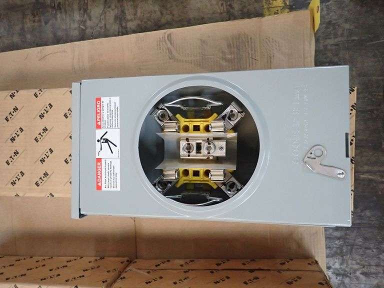 Lot of (9) Cooper 200A B-Line Meter Sockets