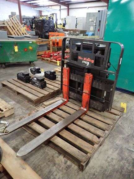 Cascade Side Shift with 42" Forks Lift Truck Attachment