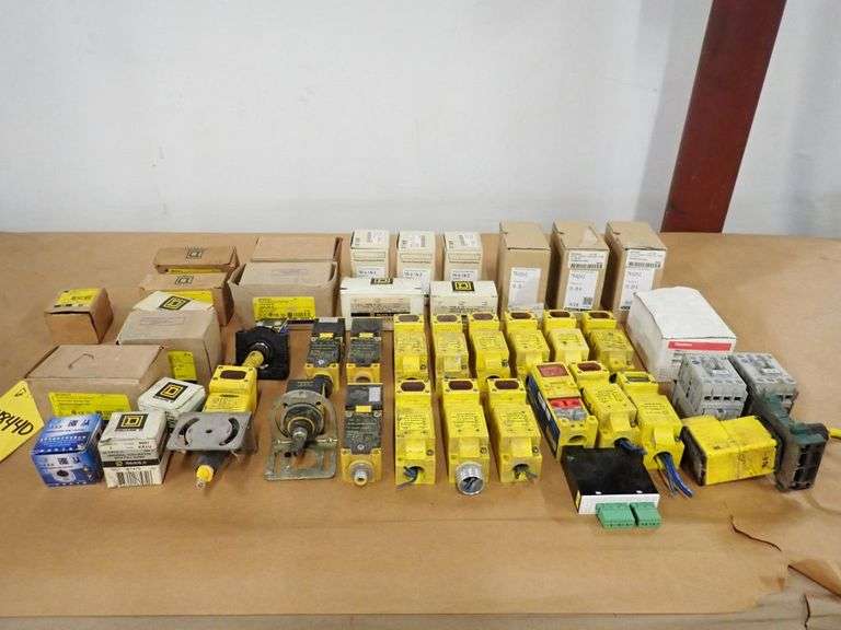 Lot of Assorted Industrial Components - Yellow Tag Auctions