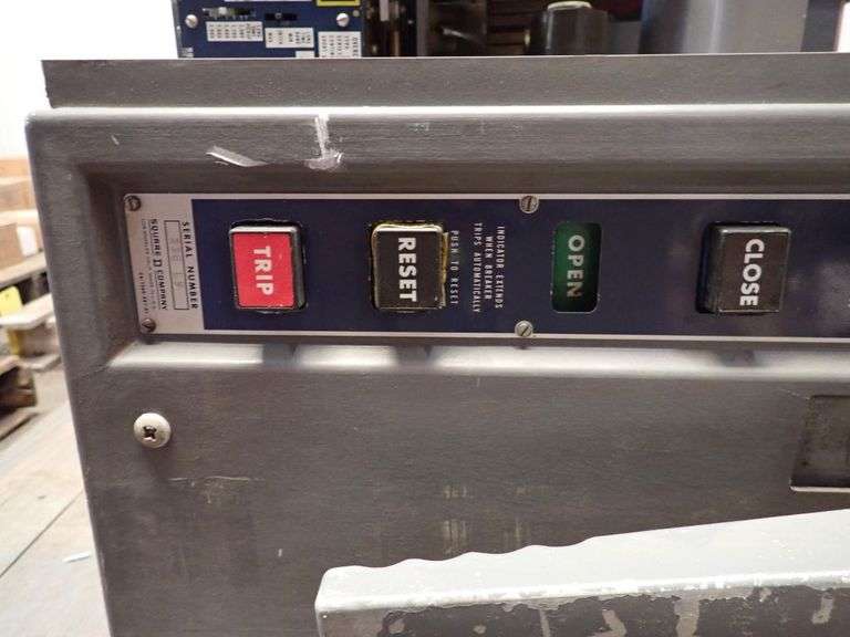 Square D 1600A Low Voltage Circuit Breaker