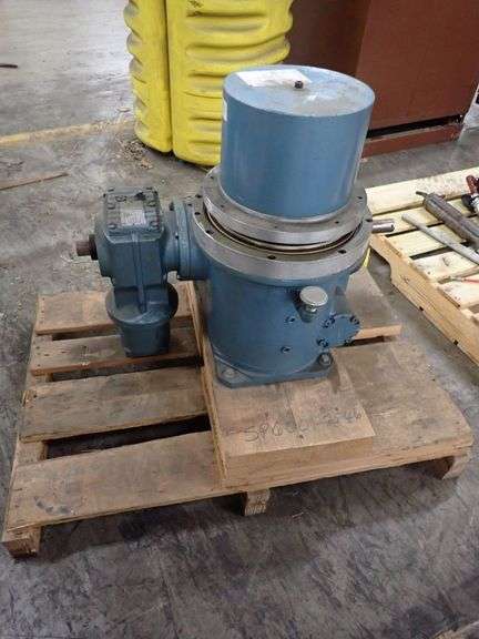 Camco Cambot Rotary Oscillating Parts Handler and Speed Reducer