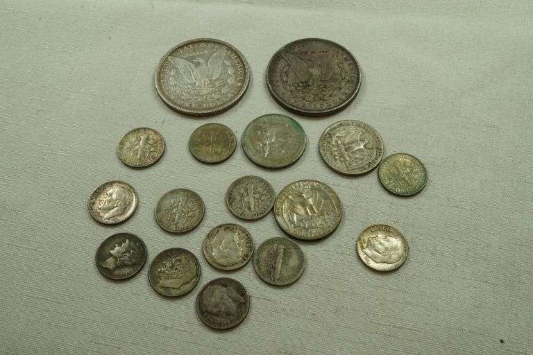 Lot of Assorted Currency