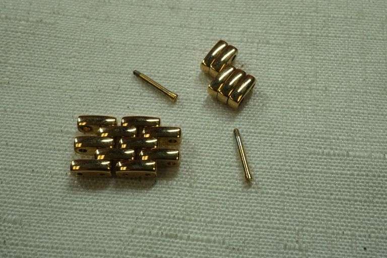 Bag of Watch Links