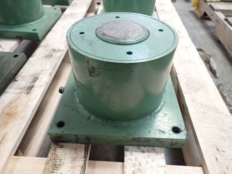 Lot of (6) Daramic Vallen Hydraulic Cylinders