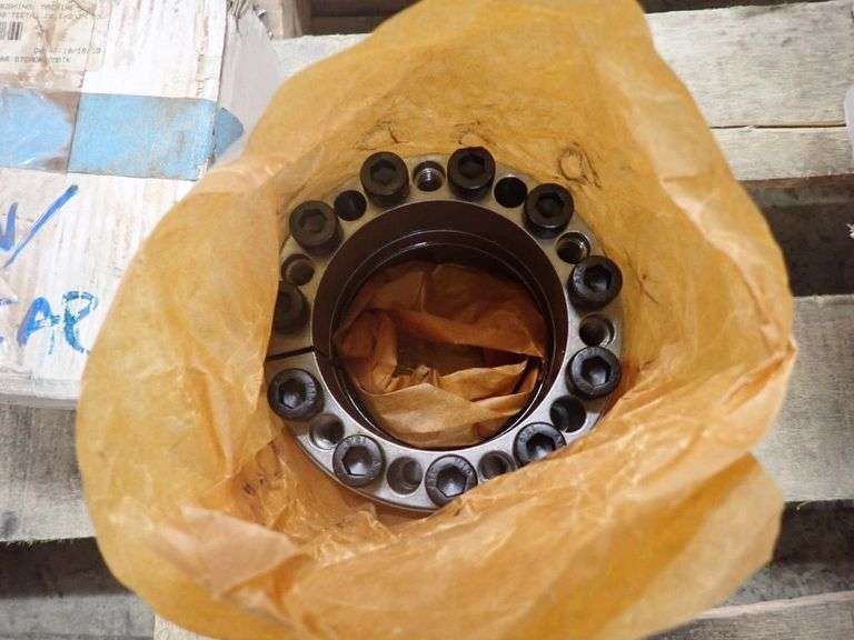 Lot of (2) Spur Gears with (2) Spurs