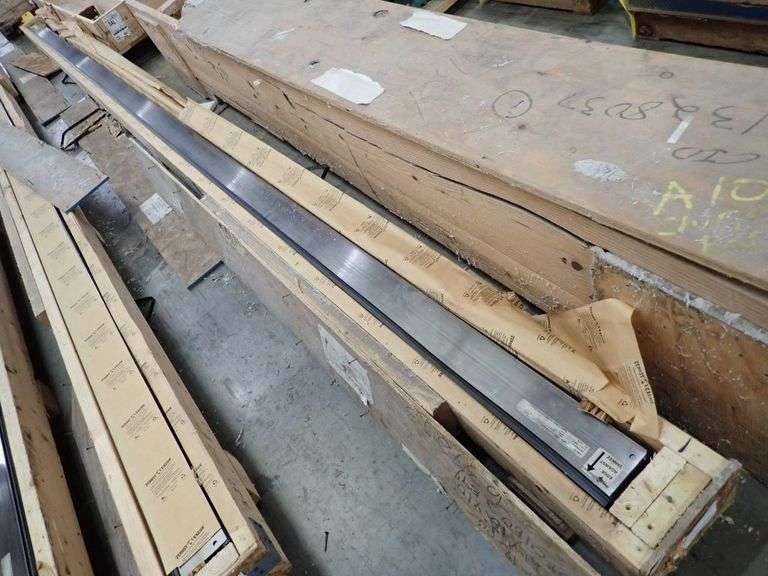 Lot of (1) Box of Kadant Doctor Blades