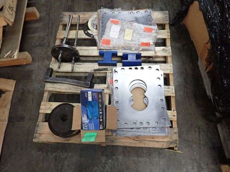 Lot of Assorted Gaskets and Brackets