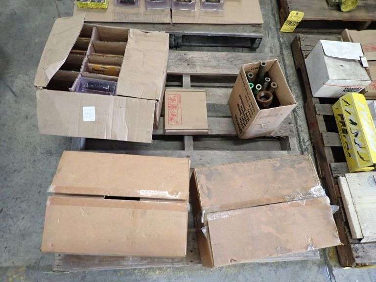 Lot of Assorted Tweco Connectors and Components