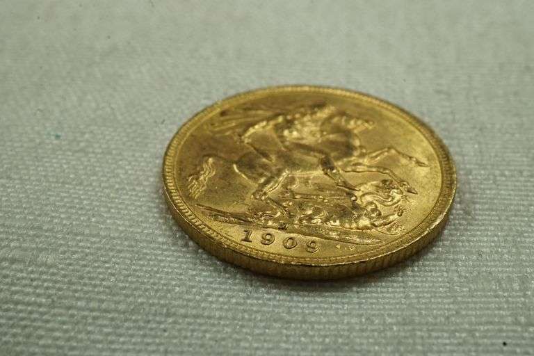 1909 British Gold Sovereign