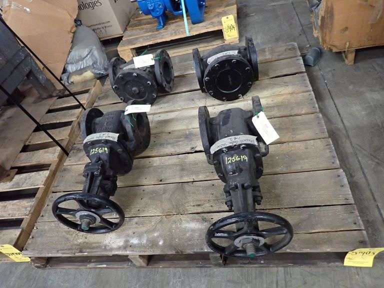 Lot of (4) Powell 4" Valves