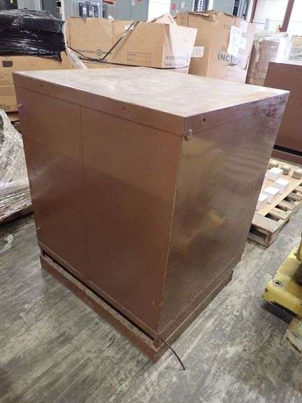 Stanley Vidmar 7-Drawer Tool Cabinet with Components