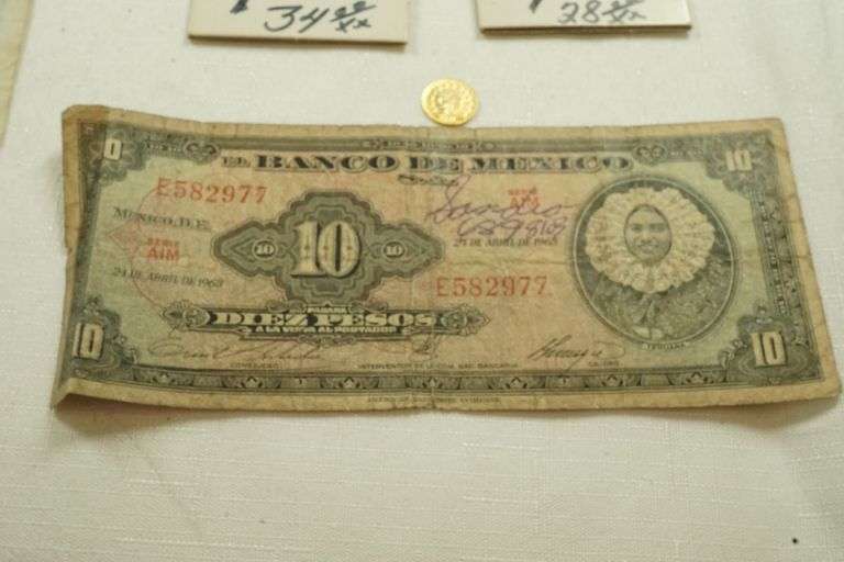 Lot of Assorted Currency
