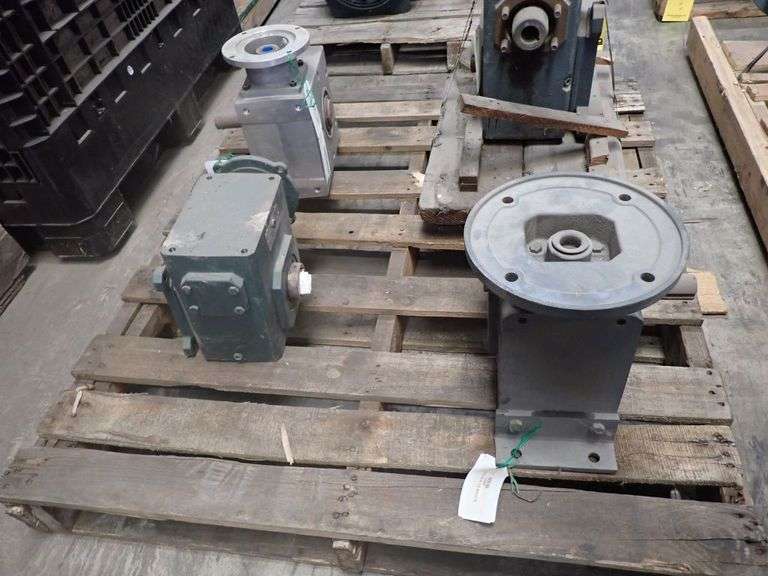Lot of Assorted Gears and Reducers
