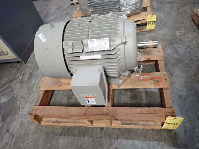 Siemens 30 HP Motor