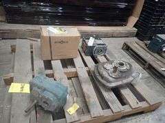 Lot of (4) Reducers