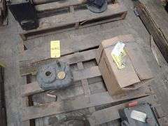 Lot of (4) Reducers
