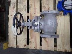 Lot of (4) Assorted Valves