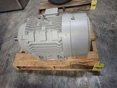 Siemens 25 HP Motor