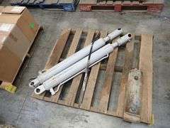 Lot of (3) Hydraulic Cylinders