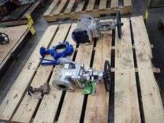 Lot of (4) Assorted Valves