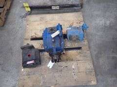Lot of (3) Hydraulic Pumps