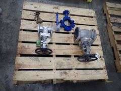 Lot of (4) Assorted Valves