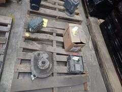 Lot of (4) Reducers