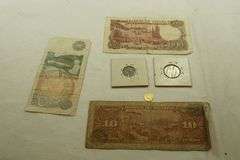 Lot of Assorted Currency