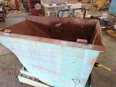 Self-Dumping Hopper