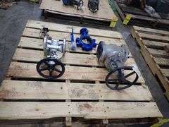 Lot of (4) Assorted Valves
