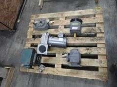 Baldor Reliance 5 HP Motor with Pump and Components