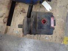 Lot of (3) Hydraulic Pumps