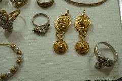 Lot of Assorted Jewelry