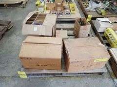 Lot of Assorted Tweco Connectors and Components