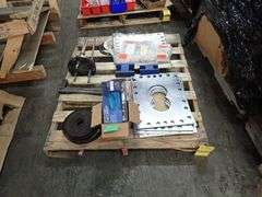 Lot of Assorted Gaskets and Brackets
