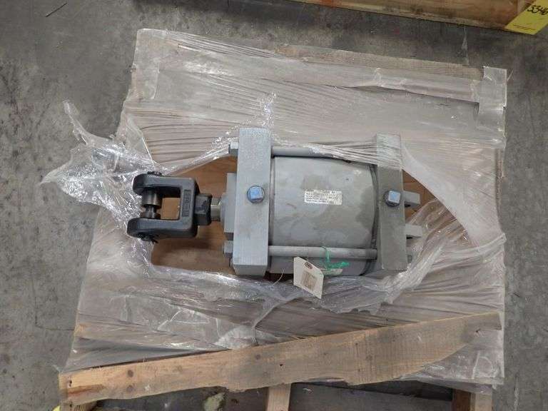 Miller Hydraulic Cylinder