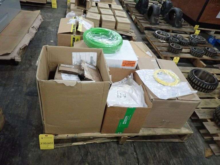 Lot of Assorted Components - Yellow Tag Auctions
