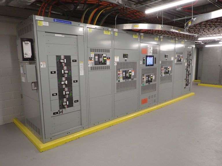 GE Spectra Series 3000A Switchboard
