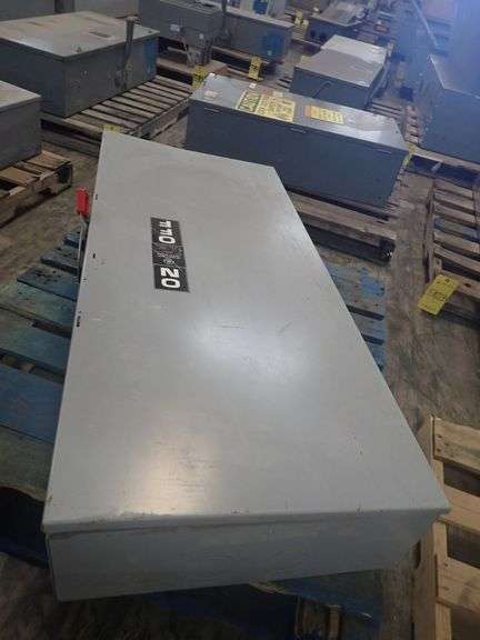 GE 400A Heavy Duty Safety Switch