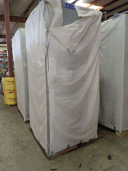 GE Spectra Series 3000A Switchboard