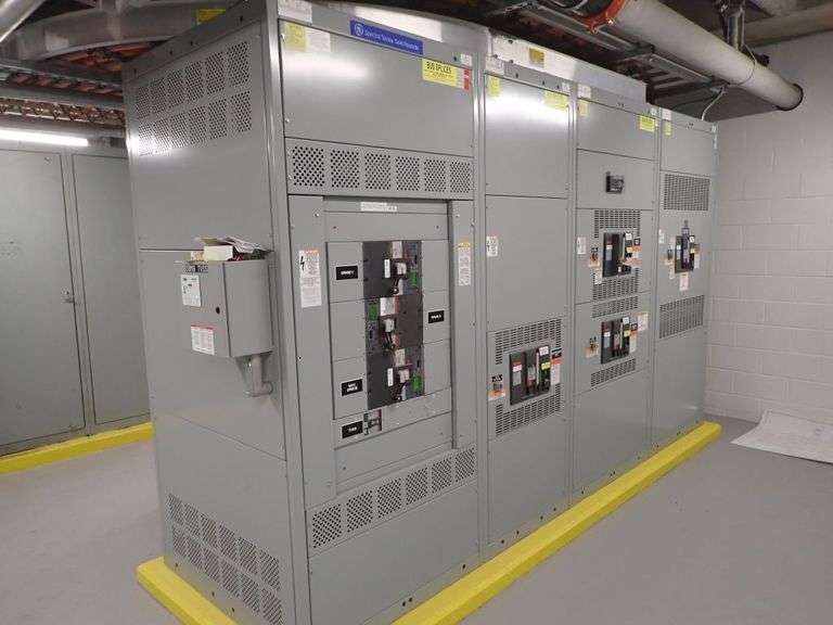GE Spectra Series 4000A Switchboard