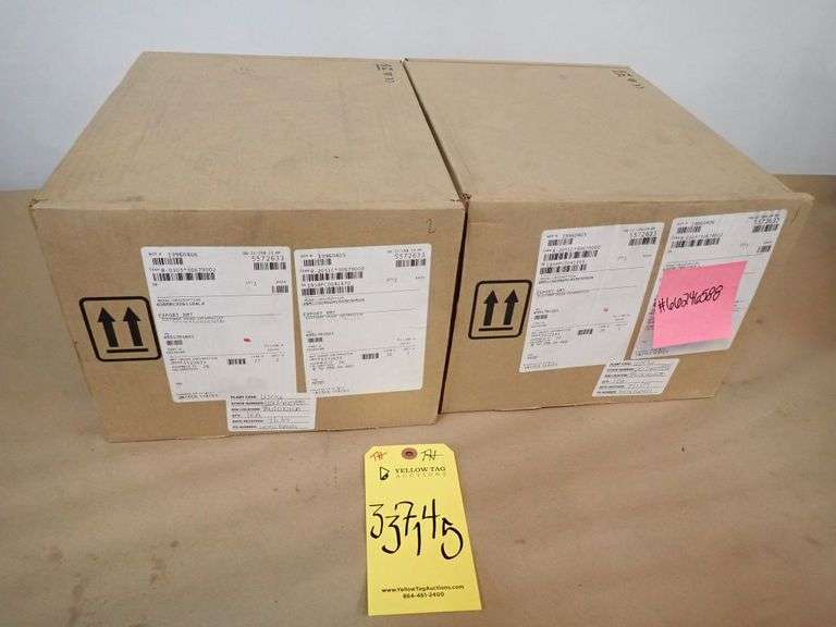 Lot of (2) Emerson/Rosemount 2051 Pressure Transmitters with Manifolds