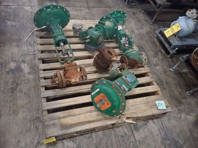 Lot of (4) Fisher Valves with Actuators