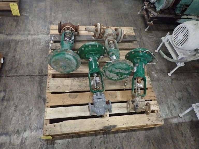 Lot of (4) Fisher Valves with Actuators