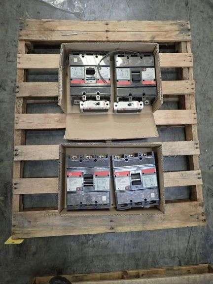 Lot of (6) Circuit Breakers